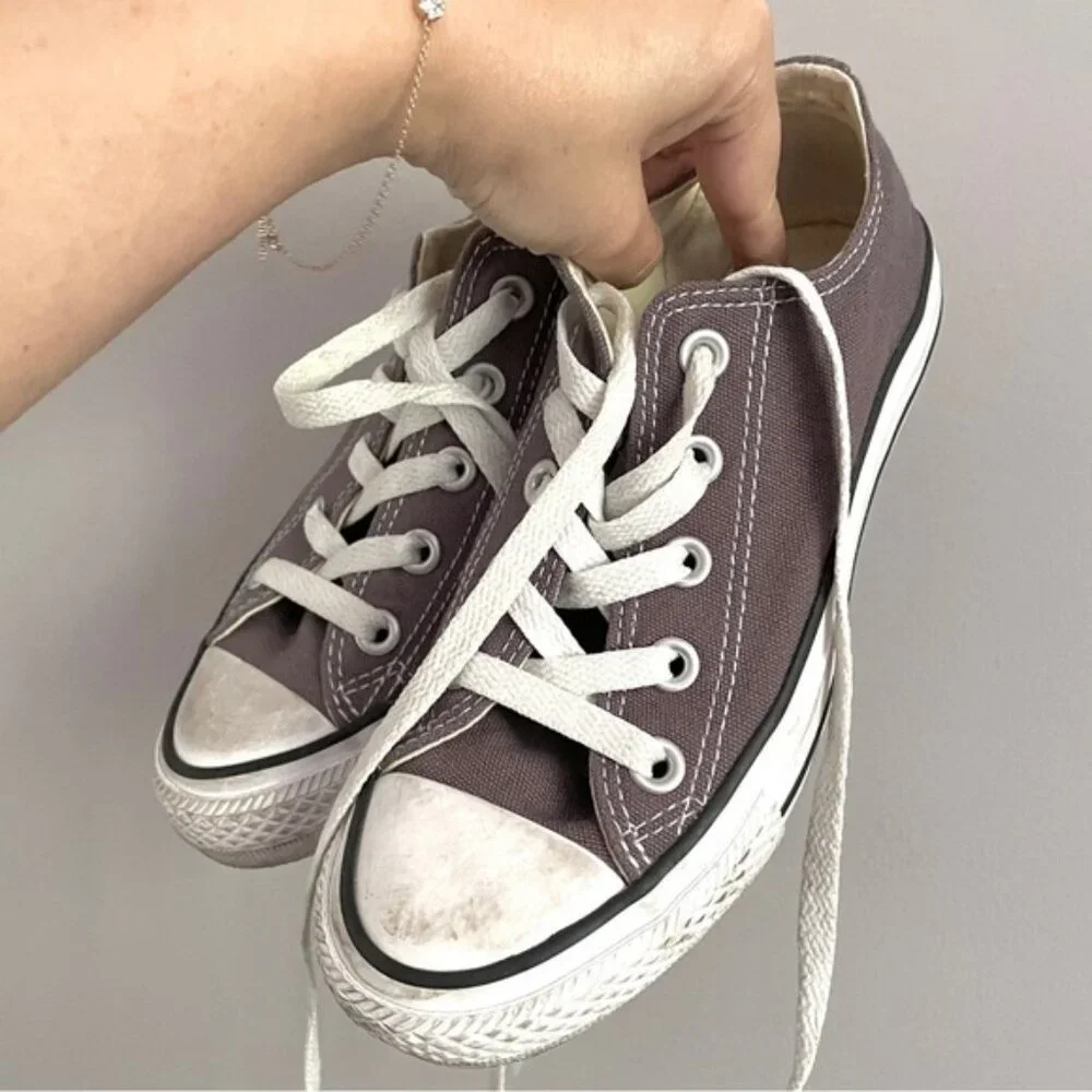 Converse Gray Chuck Taylor All Star Low - 4.5US, Unisex 🇺🇸